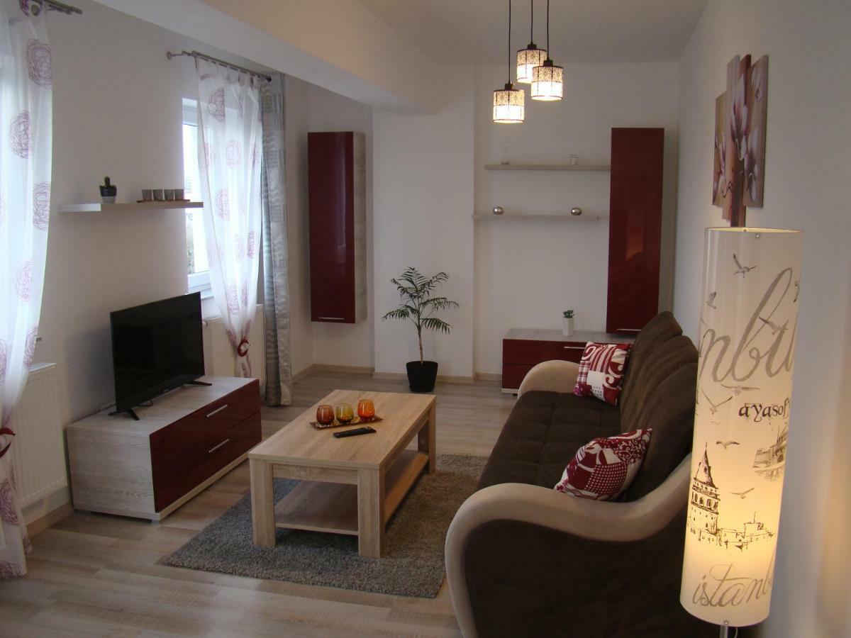 Eme Apartments Брашов Экстерьер фото