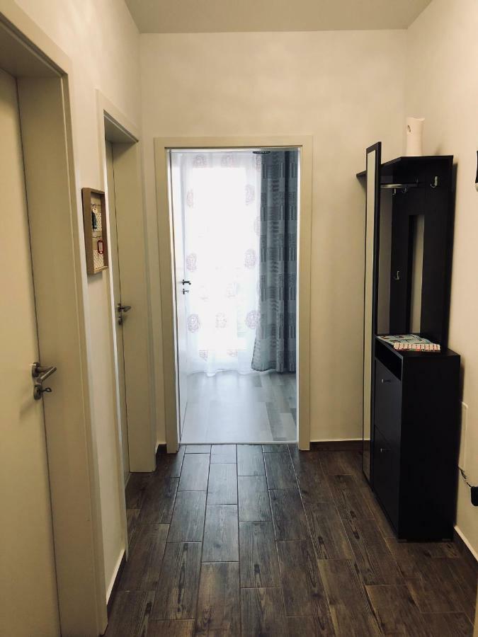 Eme Apartments Брашов Экстерьер фото