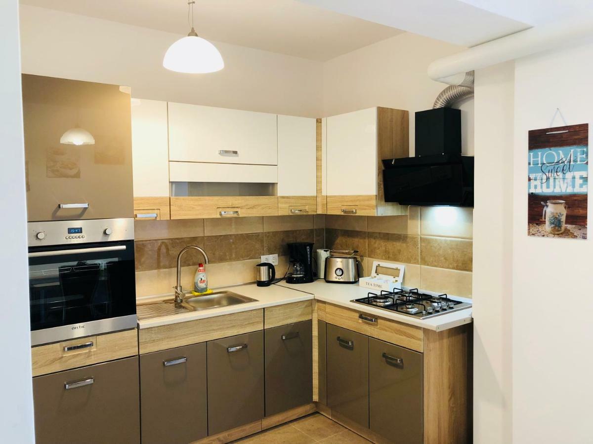 Eme Apartments Брашов Экстерьер фото