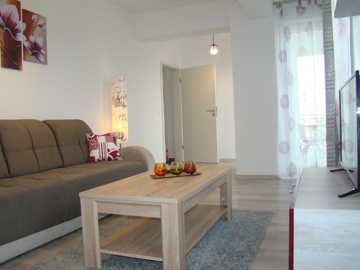 Eme Apartments Брашов Экстерьер фото