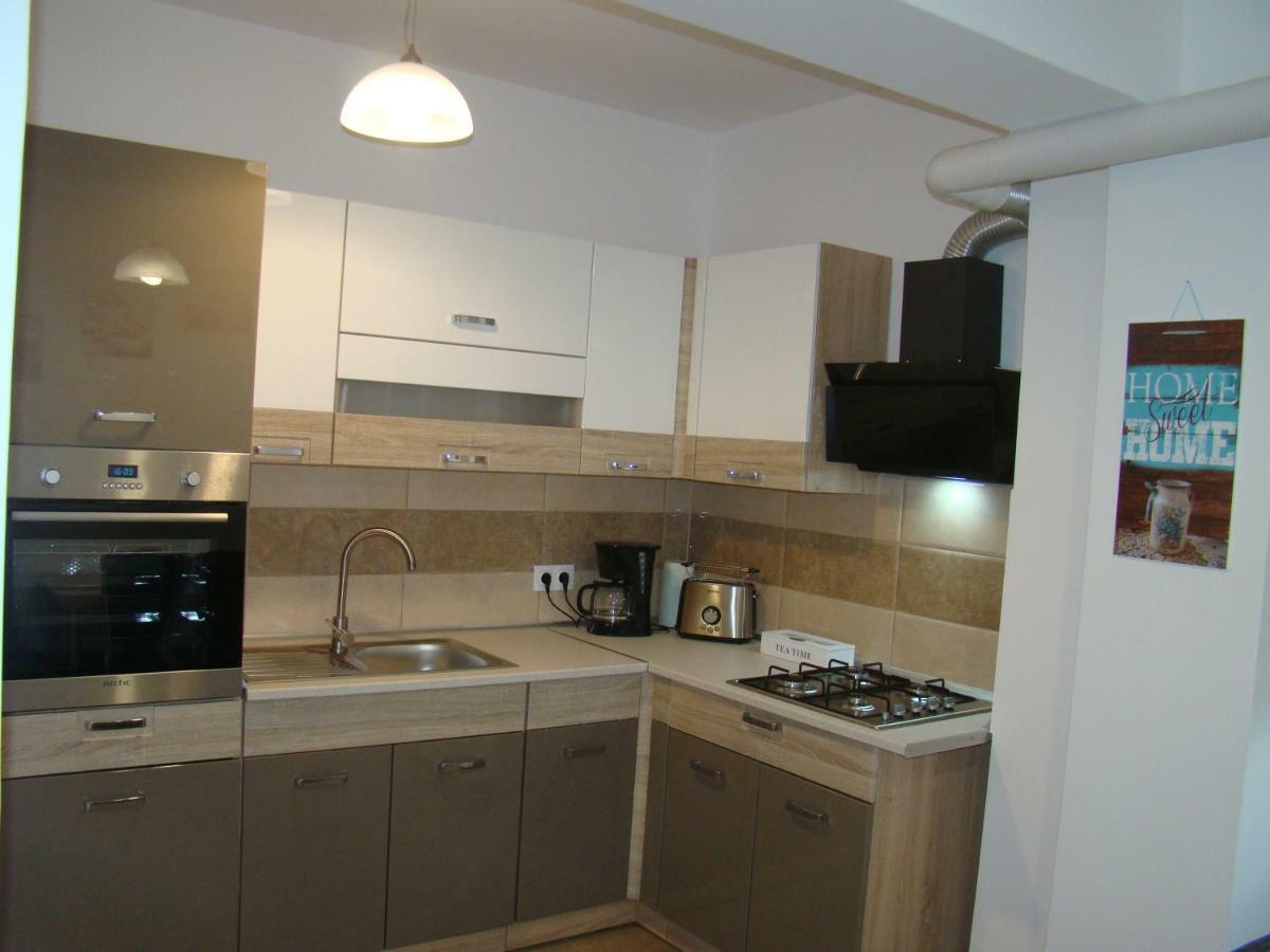 Eme Apartments Брашов Экстерьер фото