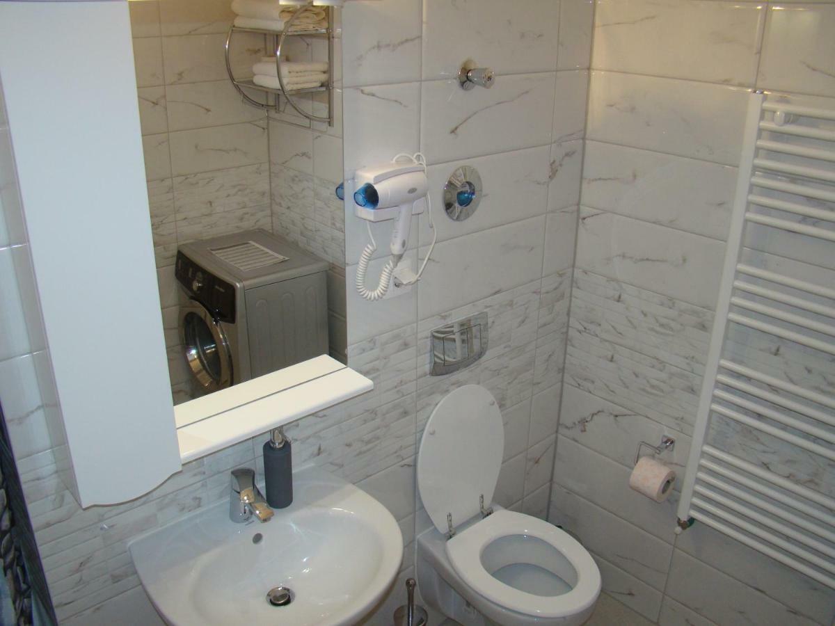Eme Apartments Брашов Экстерьер фото