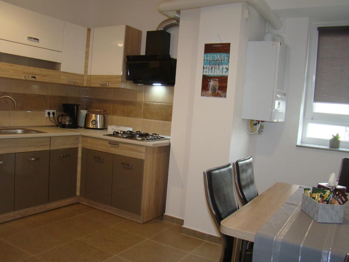 Eme Apartments Брашов Экстерьер фото